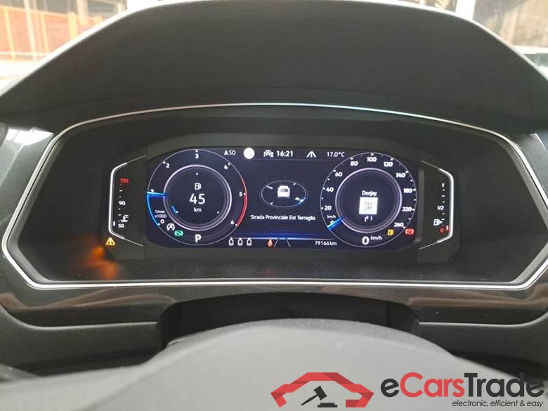 VOLKSWAGEN TIGUAN / 2020 / 5P / SUV 2.0 TDI SCR 147KW ELEGANCE DSG 4MOTION #4