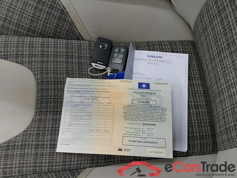 VOLVO - VOL V40 D2 120PK Momentum Eco Pack Professional & Versatility #4