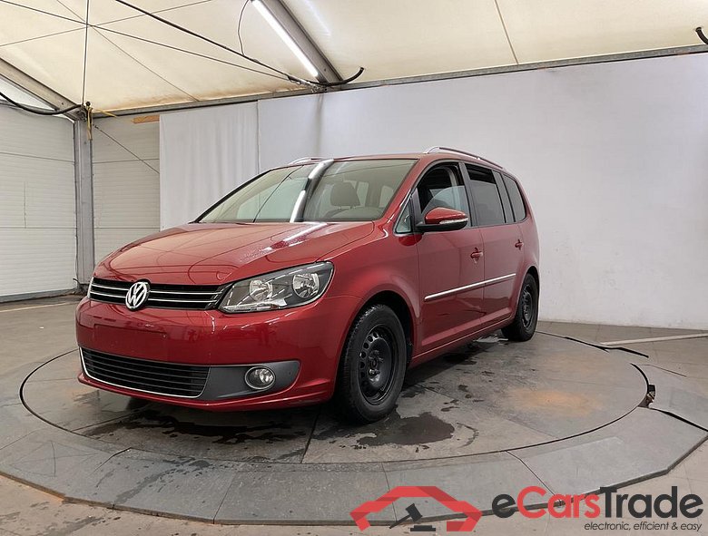 VOLKSWAGEN Touran Touran Highline BlueMotion Technology 1.6 l TDI 77 kW (105 PS) 6-speed #1
