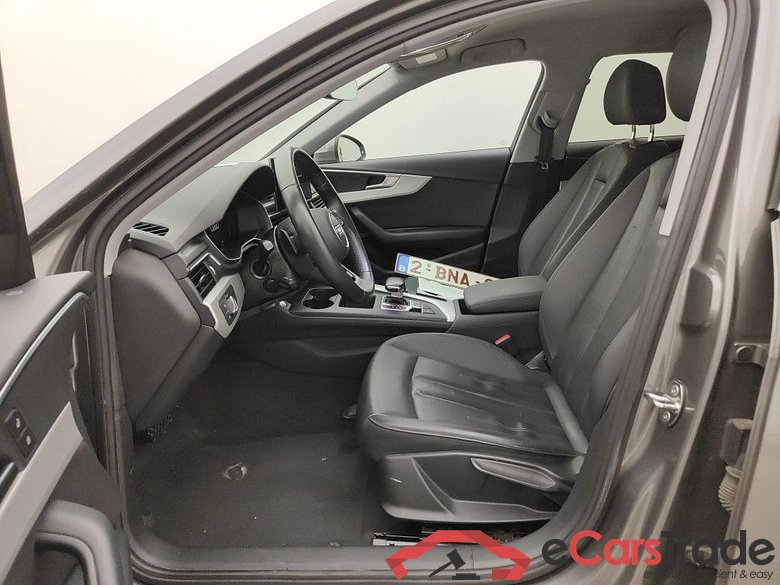 Audi A4 Avant 2.0 30 TDi 100kW S tr S line Business Ed 5d #3