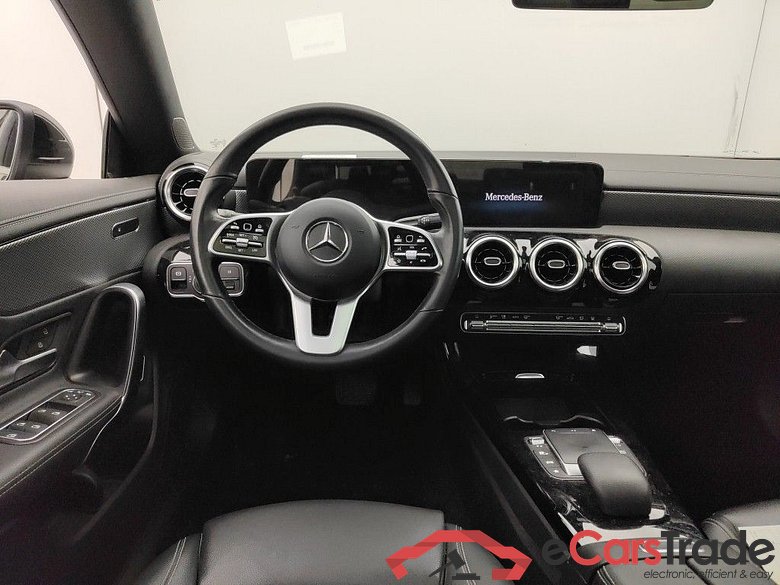 Mercedes-Benz CLA CLA 250 e Business Solution 4d