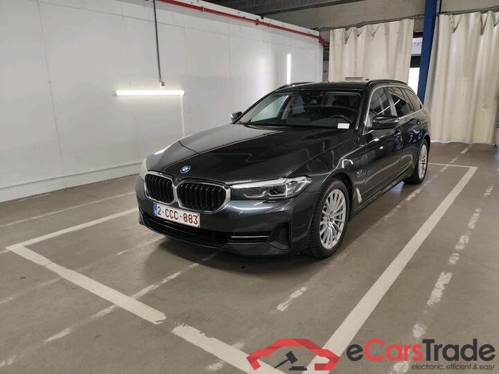 BMW 5 Reeks Touring 5 Reeks Touring 520e 150kW (PHEV) 150kW/204pk  5D/P Auto-8