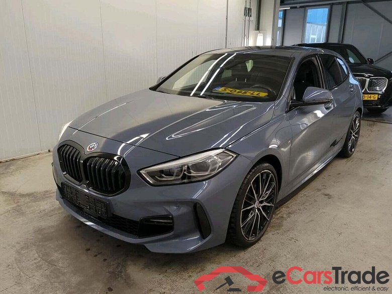 BMW 1-serie 118i Intro Ed.