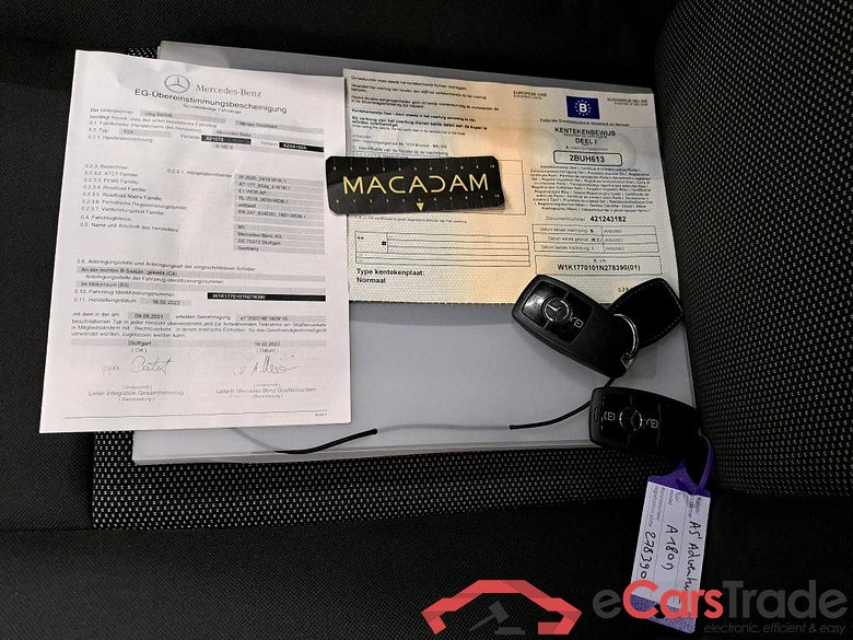 MERCEDES - MER A 180 d 116PK Business Solution Essential & Pano Roof #4