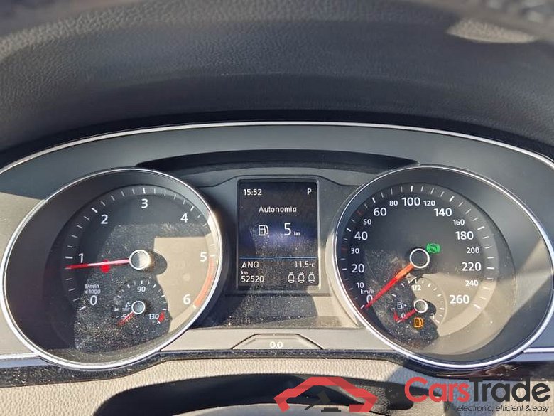 VOLKSWAGEN PASSAT / 2019 / 5P / STATION WAGON VAR. 2.0TDI SCR EVO 110KW BUSINESS DSG #4
