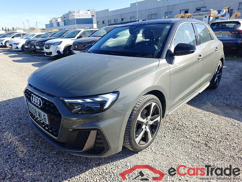 A1 Sportback 30 TFSI Adrenalin 1.0 TFSI 110CV AT7 E6d