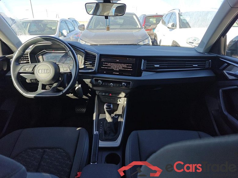 A1 Sportback 30 TFSI Adrenalin 1.0 TFSI 110CV AT7 E6d #3