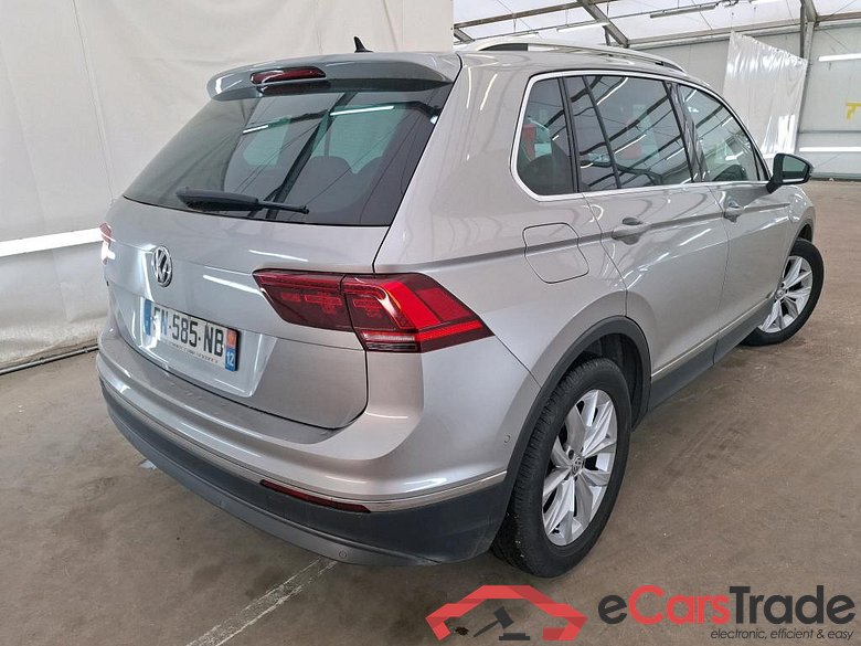 VOLKSWAGEN Tiguan / 2016 / 5P / SUV 2.0 TDI 150 DSG7 Carat #3