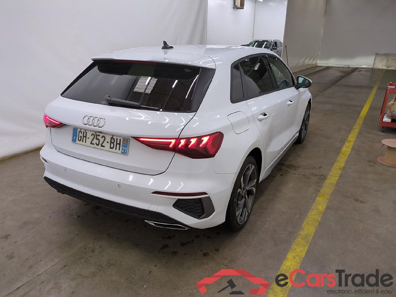 AUDI A3 Sportback / 2020 / 5P / Berline 35 TFSI 150 MHEV S Tronic S Line #5
