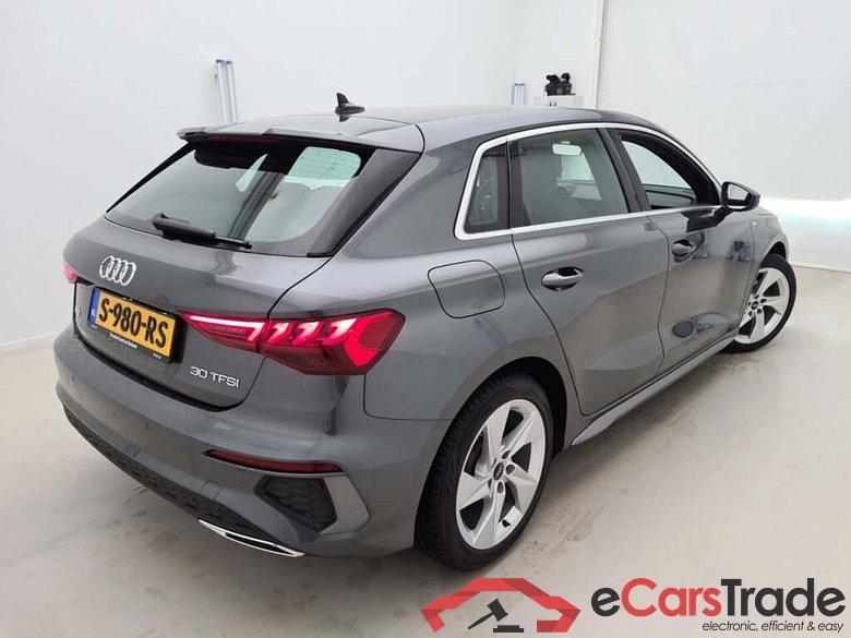 AUDI A3 Sportback 30 TFSI S edition #2