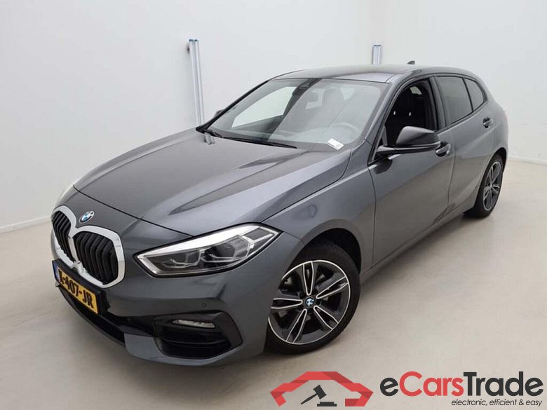 BMW 1-serie 118i Corporate Executive #1