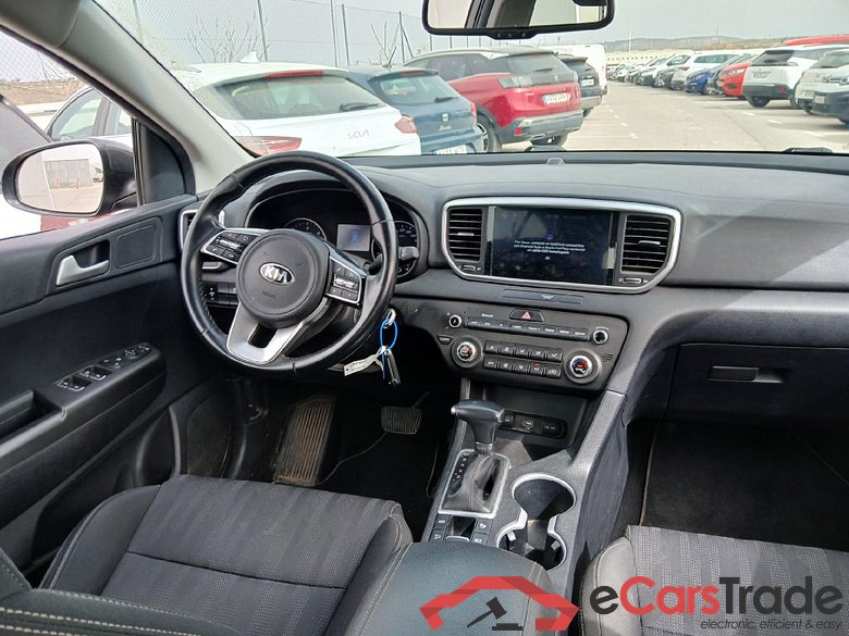 KIA Sportage / 2018 / 5P / todoterreno 1.6 MHEV Business DCT 100kW (136CV) 4X2 #3