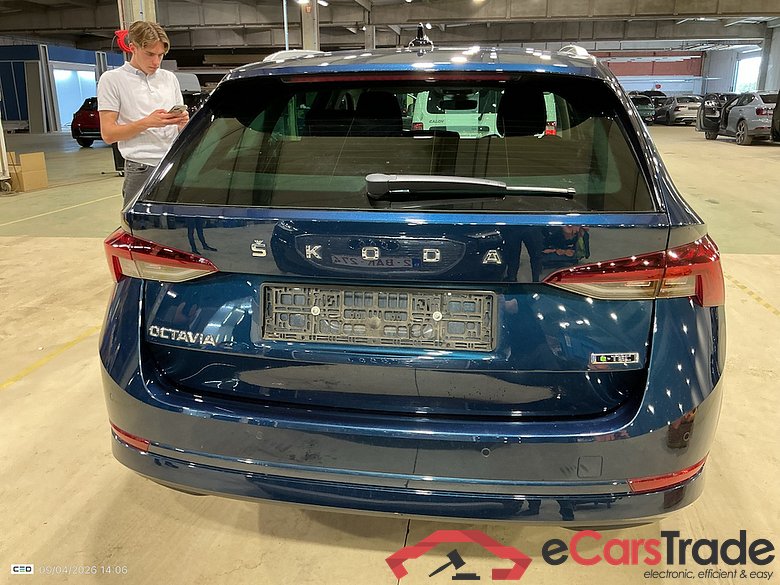 SKODA OCTAVIA COMBI 1.0 TSI MHEV 81KW DSG AMBITION #5