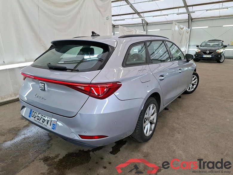 SEAT Leon Sportstourer / 2020 / 5P / Break 2.0 TDI 150 DSG S&S Style Business #3