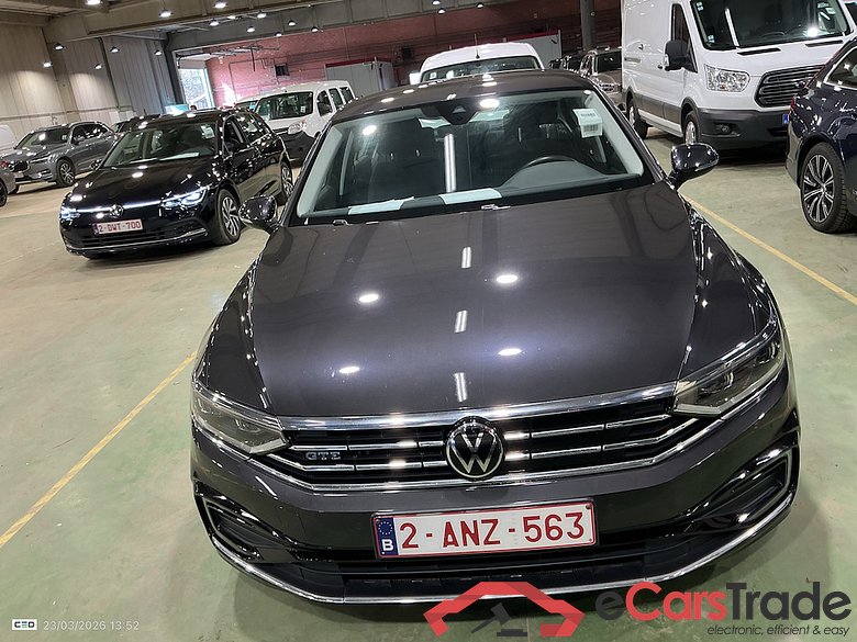 VOLKSWAGEN PASSAT 1.4 TSI GTE BUSINESS DSG #2