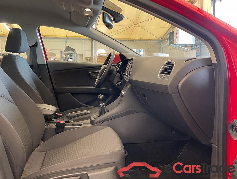 SEAT Leon 1,2 TSI STYLE 5T 77 DB0 M6 #3