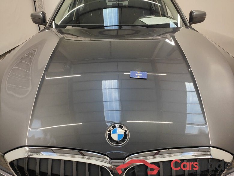 BMW 3 Reeks Berline 318dA (100 kW) 4d #5