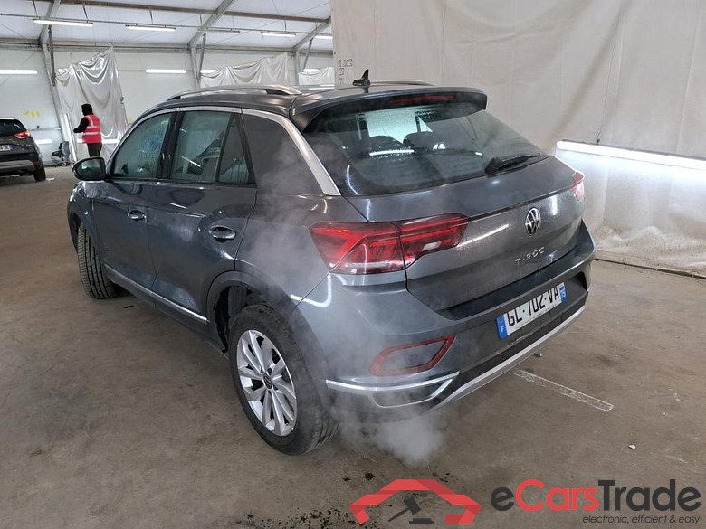 VOLKSWAGEN T-Roc / 2021 / 5P / SUV 1.5 TSI 150 EVO STYLE DSG7 #2