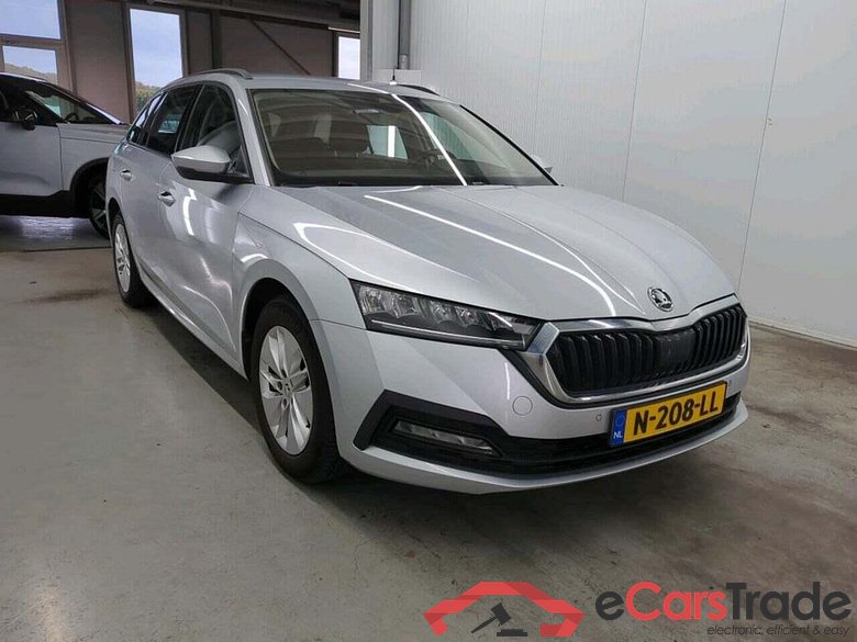 SKODA Octavia Combi 1.0 TSI Bns Edition #4