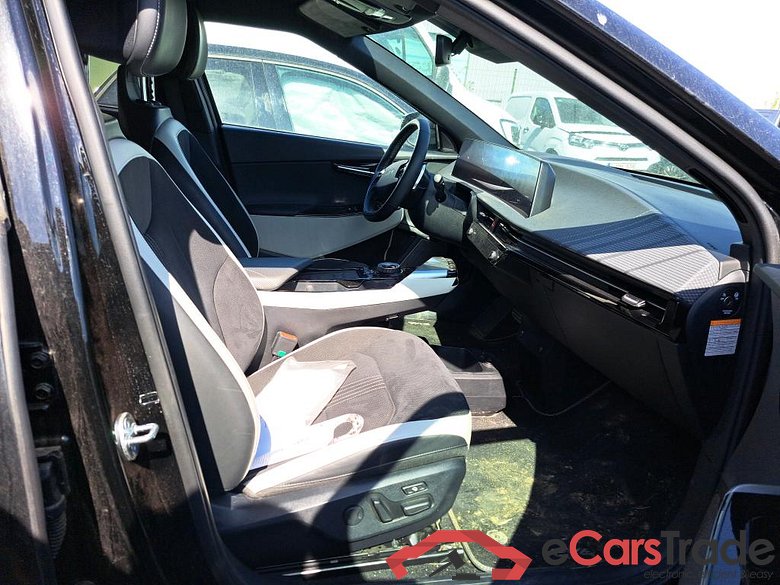 KIA - KIA EV6 BEV 77.4Kwh GT Line  229PK         ***       TOTAL LOSS       ***              Pack Premium & Drive Assist Pack & Foldable Trailer Hook   * ELECTRIC * #3