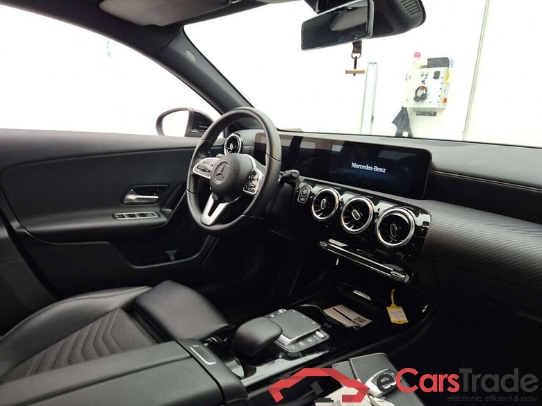 MERCEDES-BENZ A-KLASSE LIMOUSINE 2.0 180 D STYLE 7G-DCT #3
