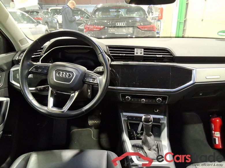 AUDI Q3 Sportback 1.4 45 TFSI E S TRONIC #6