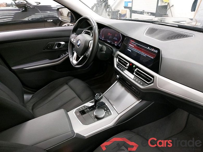 BMW - BMW 3 BERLINE 318dA 136PK Advantage Business Edition & Pack Business With Heated Seats & PDC Front & Rear #3