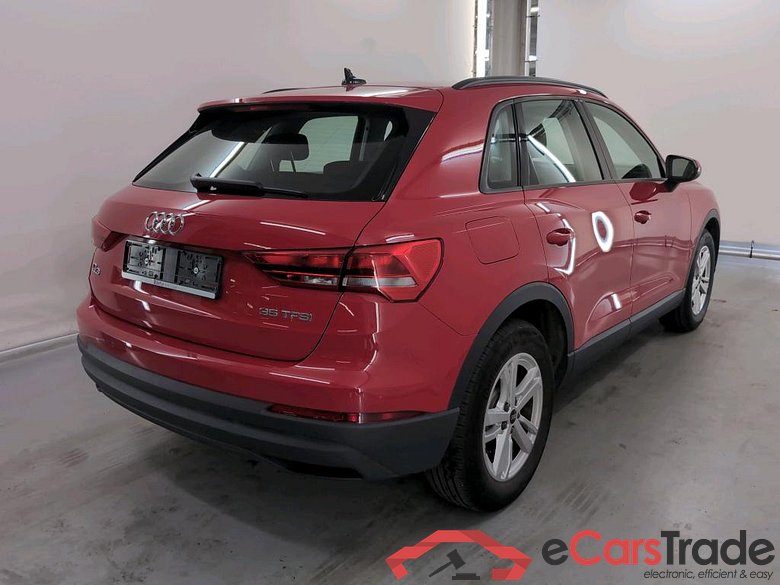 AUDI Q3 1.5 35 TFSI S TRONIC #4