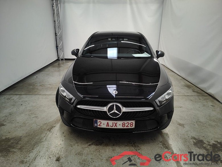 Mercedes-Benz A-Klasse Limousine A 180d DCT Business Solution 4d #5