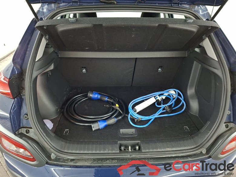 HYUNDAI Kona Comfort Smart Electric 64 kWh 5D #5