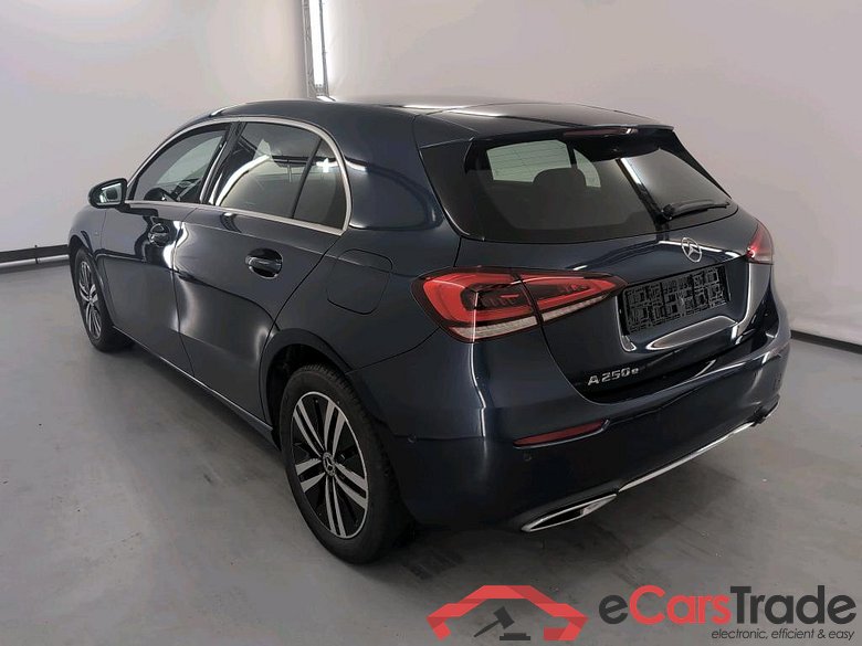 MERCEDES-BENZ CLASS A (W177) A 250 e PHEV Business Solution #3