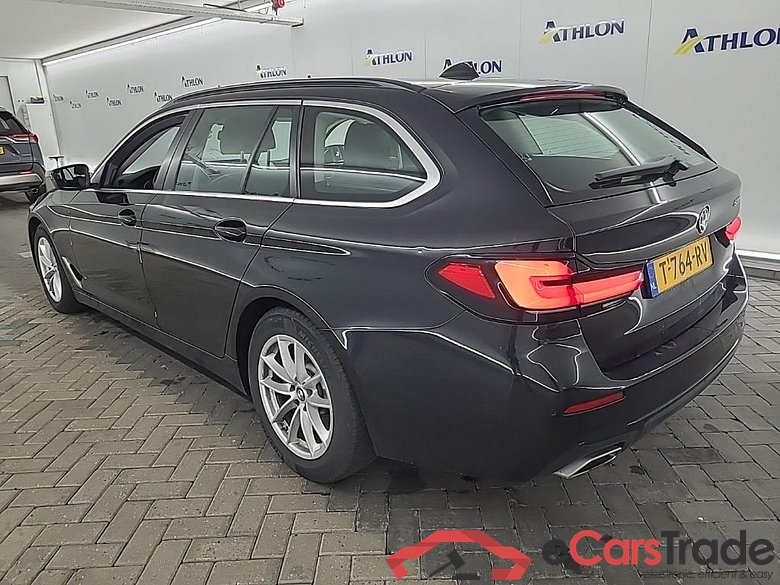 BMW 5-serie Touring 520iA Business Edition Plus 5D 135kW #4