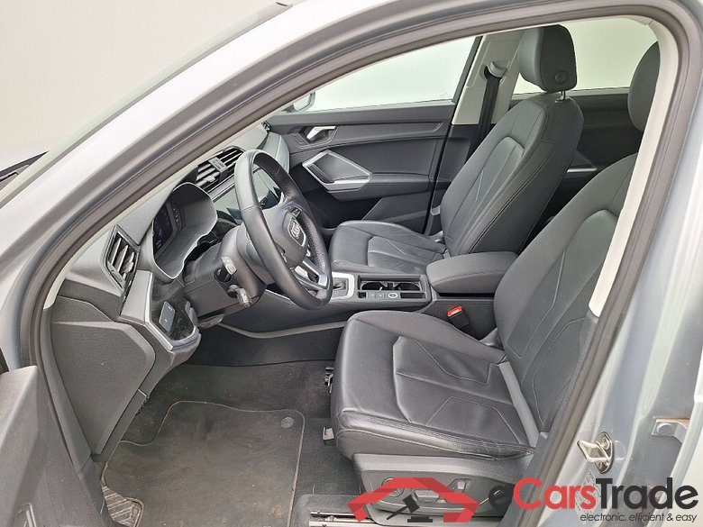 Audi, Q3 '18, Audi Q3 35 TDI S Tronic Business Edition 5d #3