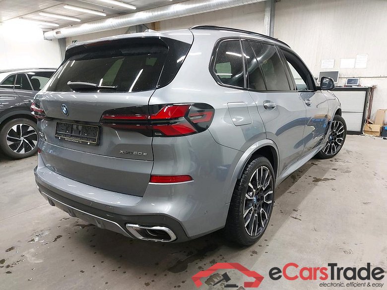 BMW - BMW X5 xDrive50e 489PK M Sport & Pack Innovation & Travel & Heated Front & Rear Seats & Driving Assistent & Harman Kardon & 21Inch & Pano Roof & Parking Assistant Pro & Towing Hook    * HYBRID * #2