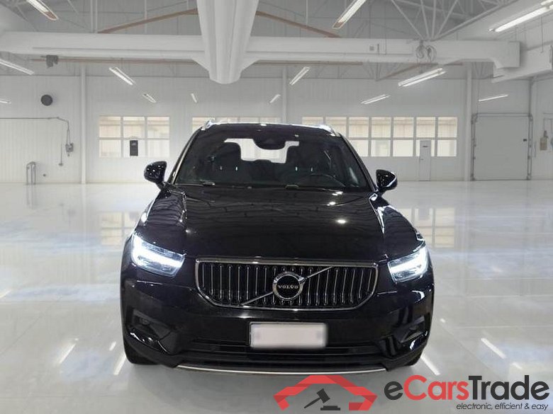 VOLVO XC40 / 2017 / 5P / SUV T5 PLUG-IN HYBRID AUTO RECH INSCRIP EXPR #6