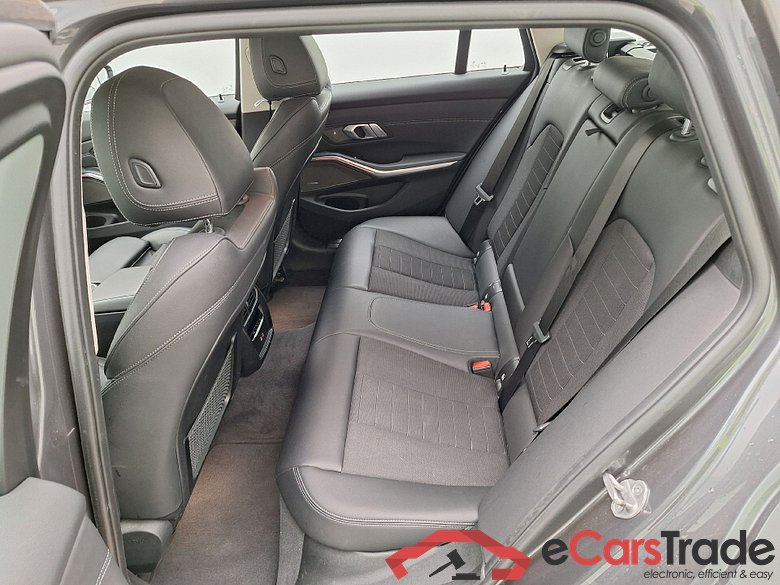 BMW, 3-serie Touring '18, BMW 3 Reeks Touring 318dA (100 kW) 5d #4