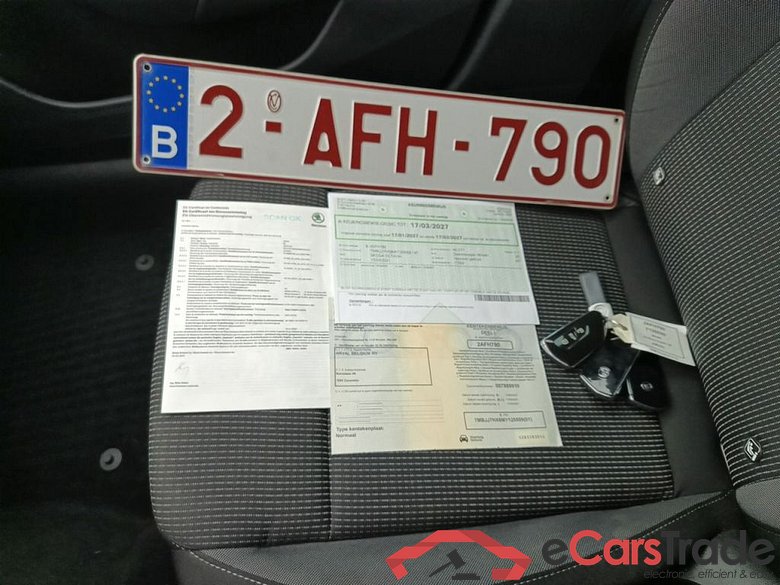 Skoda Octavia Combi 2.0 CRTDI 110kW DSG7 Ambition 5d #4