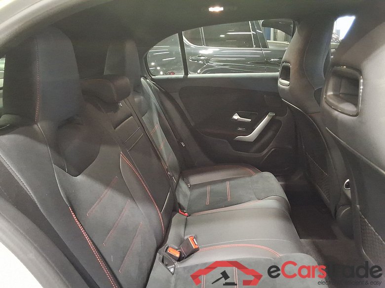 MERCEDES-BENZ A-CLASS 1.3 A 250 E DCT #5