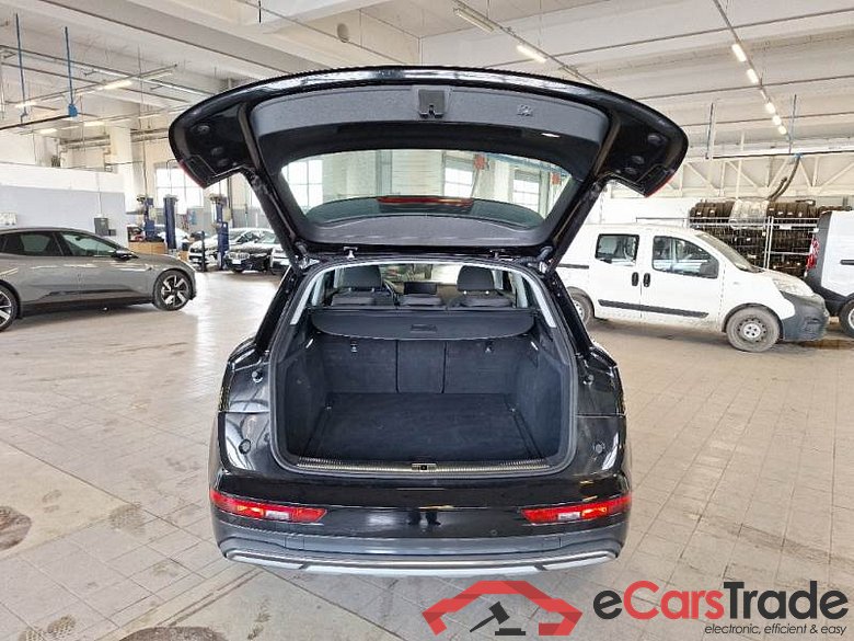 AUDI Q5 / 2020 / 5P / SUV 35 TDI BUSINESS ADVANCED S TRONIC #5