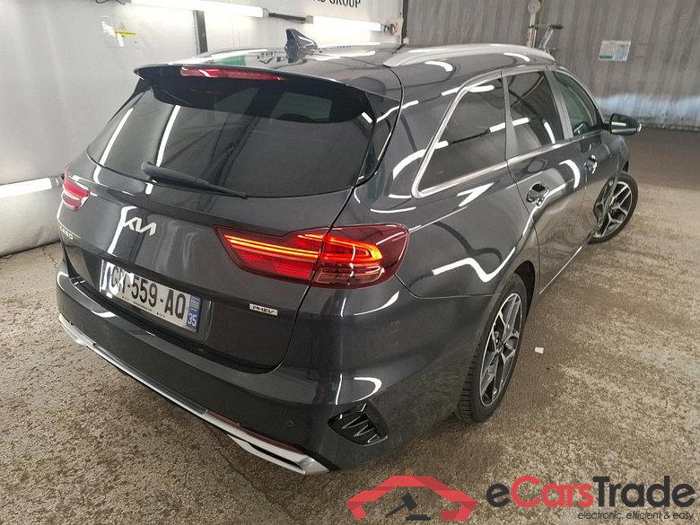 KIA ceed SW / 2021 / 5P / Break 1.6 GDI ISG PHEV PREMIUM SW DCT6 #3