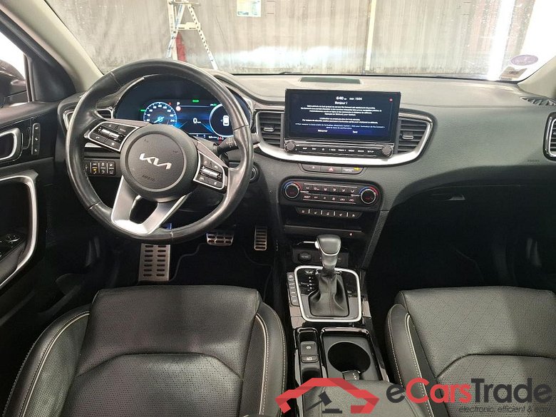 KIA ceed SW / 2021 / 5P / Break 1.6 GDI ISG PHEV PREMIUM SW DCT6 #5