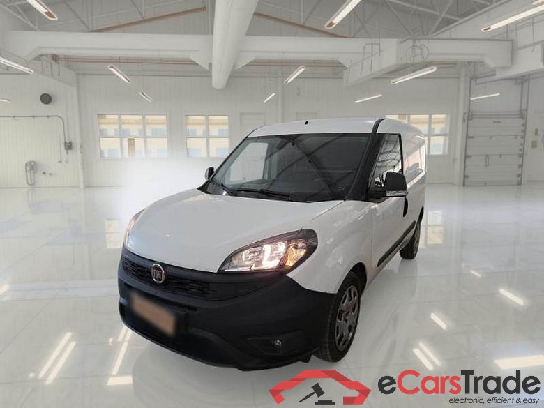 FIAT DOBLÒ CARGO / 2014 / 4P / VETT. FURGONATA CH1 LOUNGE 1.6 MJET 120CV E6D SeS #1