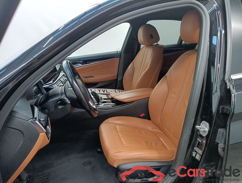 BMW 5 Reeks Berline 518d 110kW Aut. 4d #3