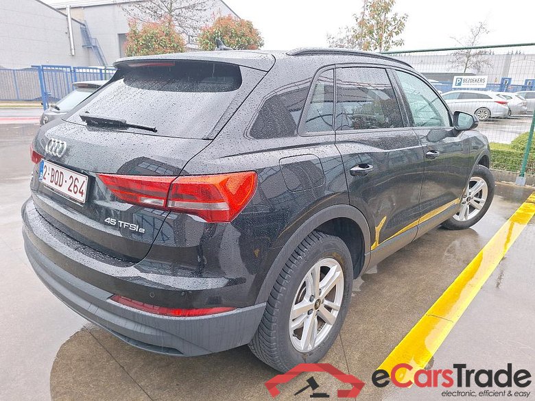 AUDI Q3 1.4 45 TFSI E S TRONIC #4