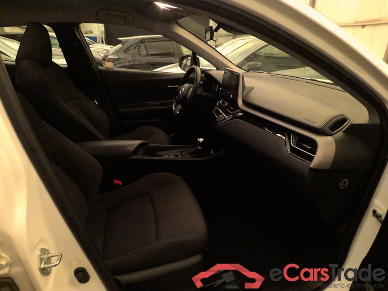 CHR 122H EDITION 2WD E-CVT BVA #5