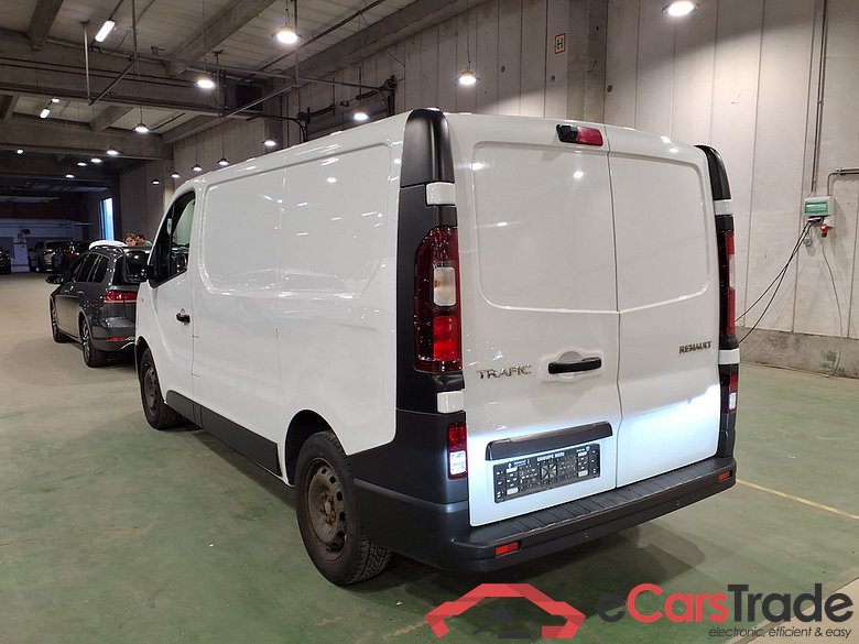 RENAULT TRAFIC 2.0 DCI 88KW GRAND CONFORT SWB 2.7T #2