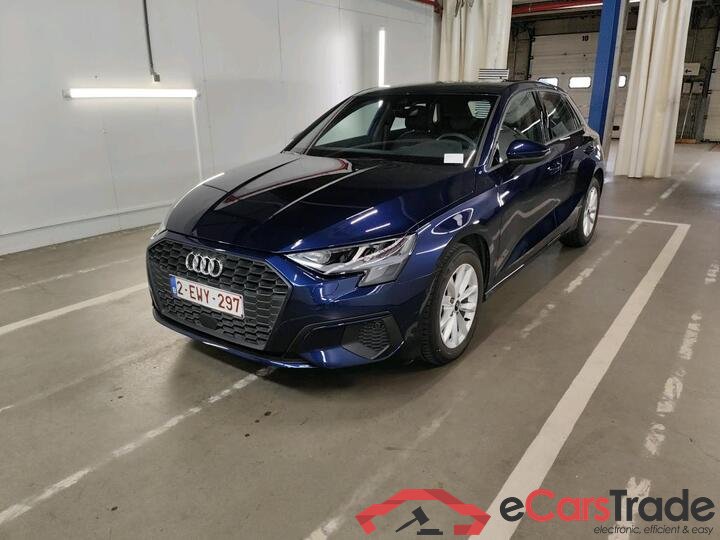 Audi A3 Sportback A3 Sportback 1.0 30 TFSi S tronic Attraction BE (Mild Hybrid) 81kW/110pk  5D/P Auto-7 - CO2 indicatief