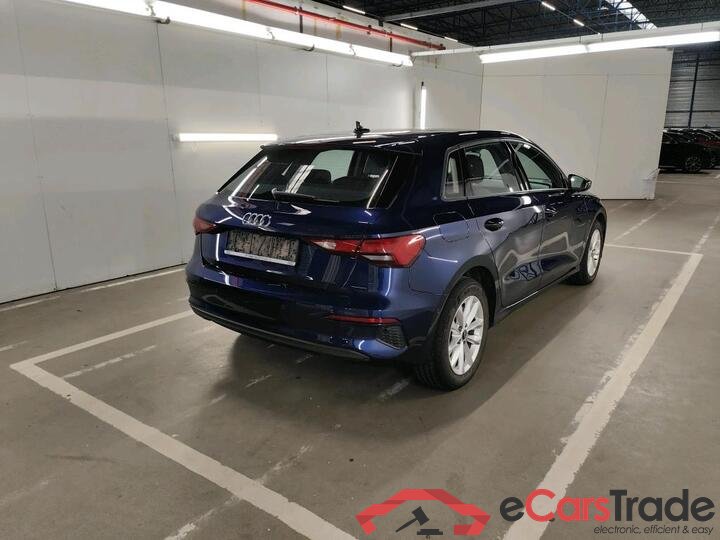 Audi A3 Sportback A3 Sportback 1.0 30 TFSi S tronic Attraction BE (Mild Hybrid) 81kW/110pk  5D/P Auto-7 - CO2 indicatief #4