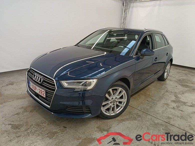 Audi A3 Sportback 2.0 35 TDi 110kW S tronic Business Ed 5d