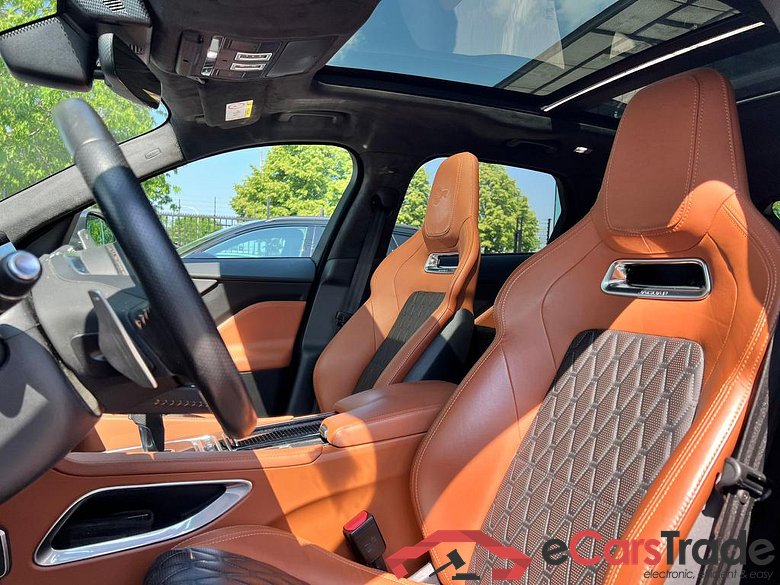 Jaguar F-Pace F-Pace SVR lichte vracht #6